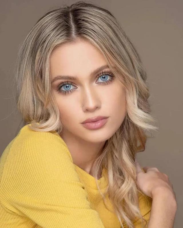 人像精品集 第194期“金发美女写真”高清无水印壁纸