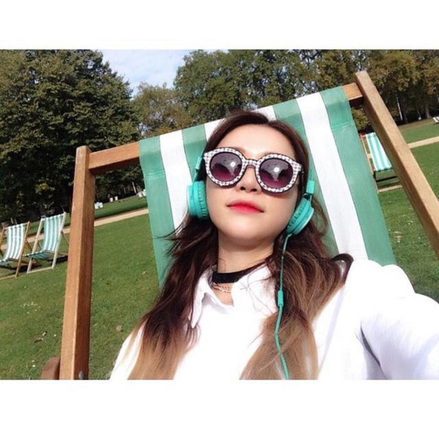 盘点ins上的高颜值美女｜多图解析，风格妆容气质一个也不放！