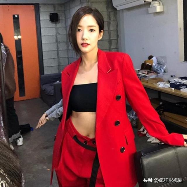 2023年韩剧10大最美女星，还真是“科技与狠活儿”的脸蛋