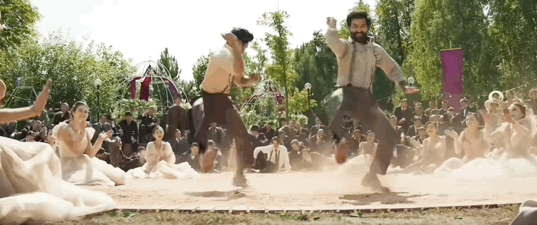 华人之光！全网刷屏的奥斯卡影后，但我只能为杨紫琼高兴5分钟