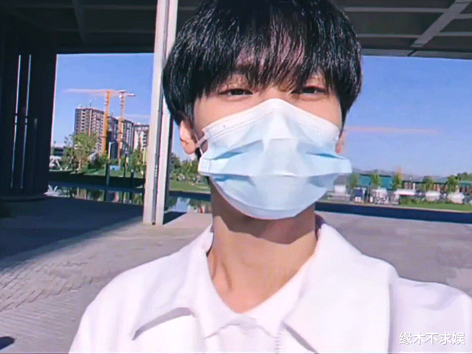 中戏北电开学季，明星、素人、网红均来报道，满屏高颜值看花了眼