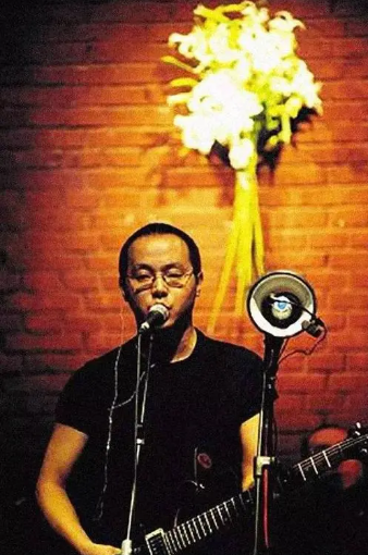 著名摄影师高原：从王菲手里夺爱，与窦唯离婚后，现在情况怎样？