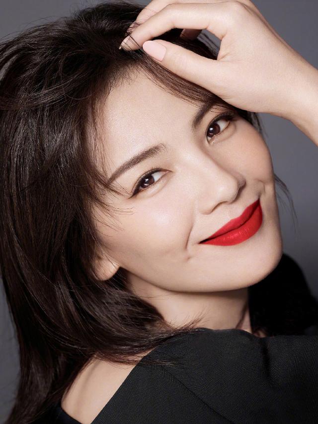 酒窝美女，林心如唐嫣佟丽娅上榜，而她却是公认的酒窝美女