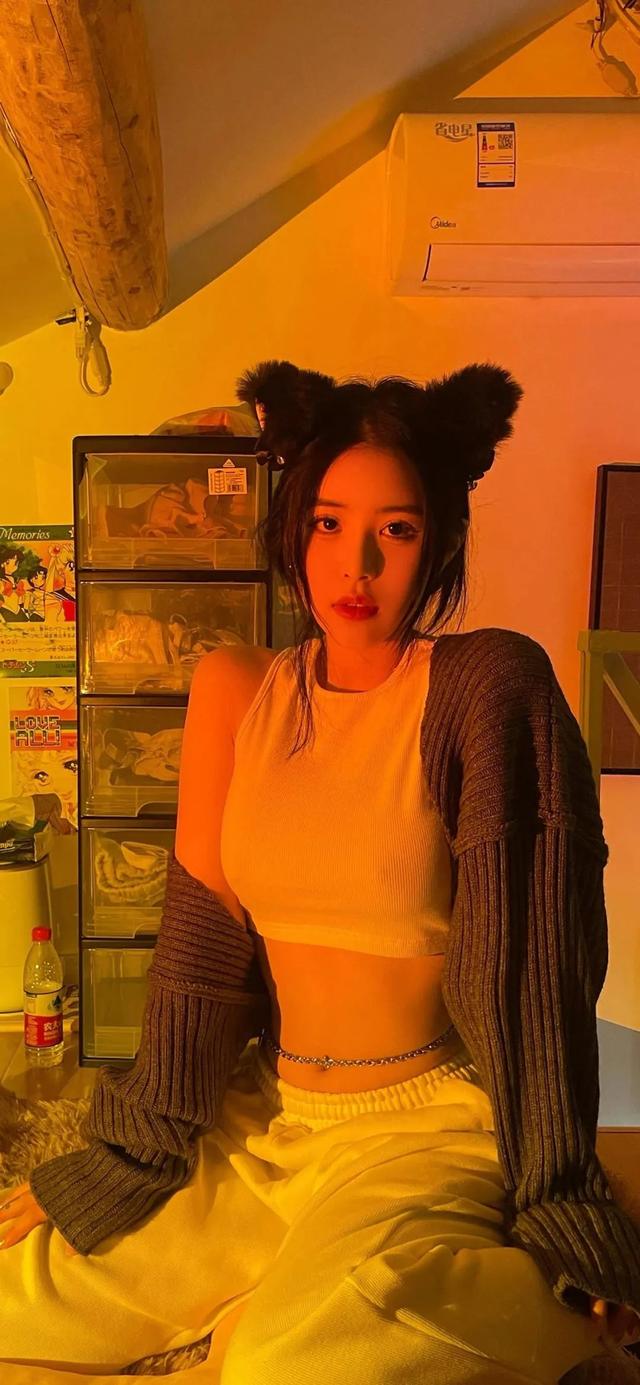 高清美女身材手机壁纸图片-第36期