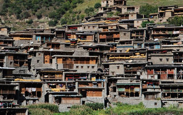 四川最后的伙婚村落,近一半人家都是一妻多夫,他们如何生活?