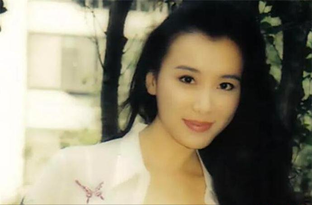 “台湾第一美女”萧蔷和她走不出的人设