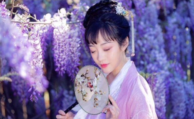 90后中国姑娘，在澳洲街头搞“事情”，竟然美哭外媒、惊动CCTV