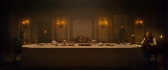 华人之光！全网刷屏的奥斯卡影后，但我只能为杨紫琼高兴5分钟