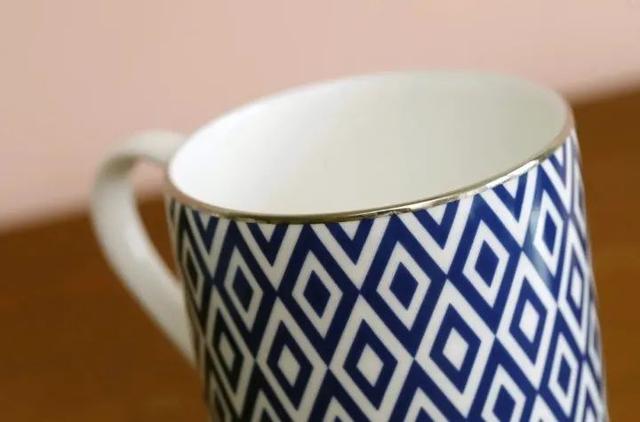 凯特、戴妃同款手镯，英国王室都爱的瓷器，情人节送礼大气有格调