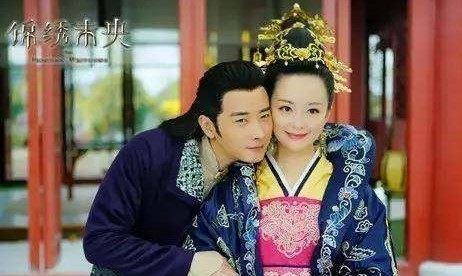 三十出头的蒋欣曾演15岁少女，和赵薇同岁的她却沦为妈妈专业户