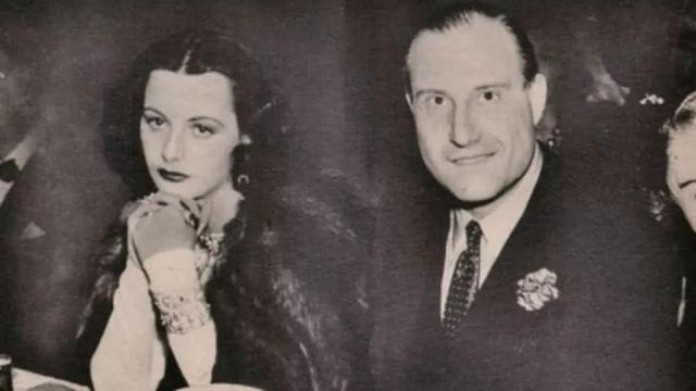 好莱坞头号花瓶海蒂·拉玛:18岁全裸出镜,演技稀烂也被导演疯抢