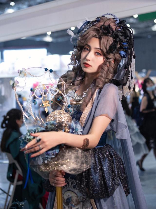 漫展上令人不堪的“真空事件”：女孩们，你的底线在哪？