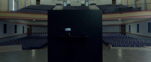 豆瓣年度冷门佳片,绝症女孩打开了极致“低情商”男孩的人生