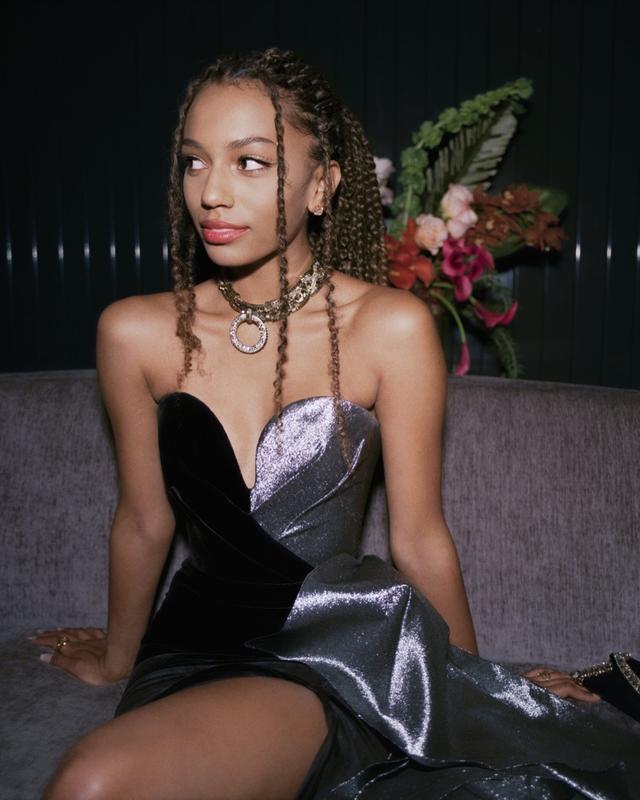 新版《绯闻女孩》发布定妆照、角色名与对应标签