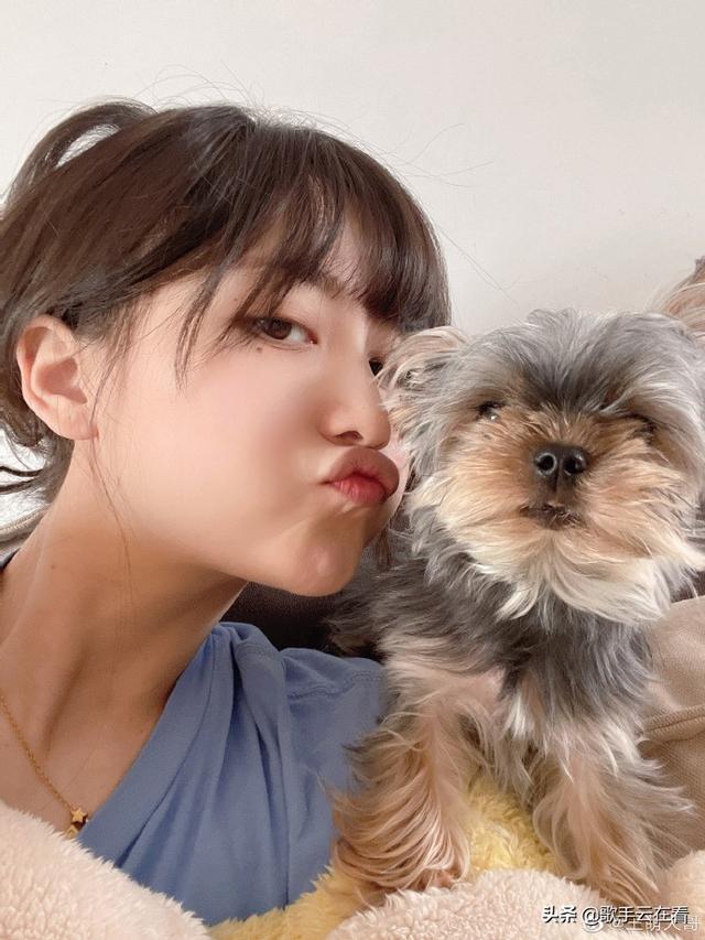 97年美女游戏博主王萌迷人美照欣赏，好漂亮啊