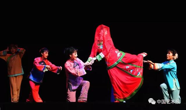 黄梅戏《徽州女人》｜文化转型下的人文吟唱