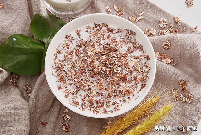 “老得慢”的女人,多半爱吃9种食物,看看哪种是你喜欢吃的?