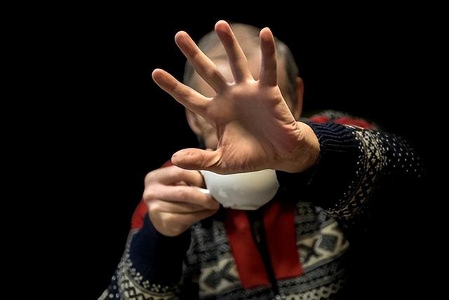 危险！福建女子在柬埔寨被老乡暴力强奸数次，报警后竟遭到威胁