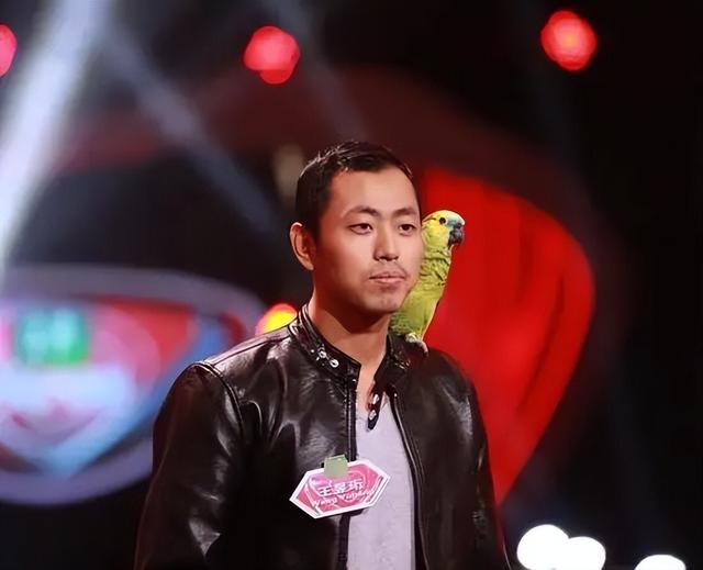 时隔8年，他凭啥再度“封神”？