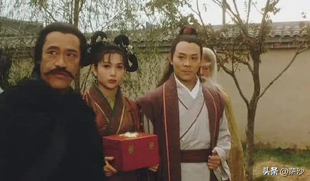 倚天屠龙记中谢逊说四大法王各有所长，那么各自所长在哪里呢？