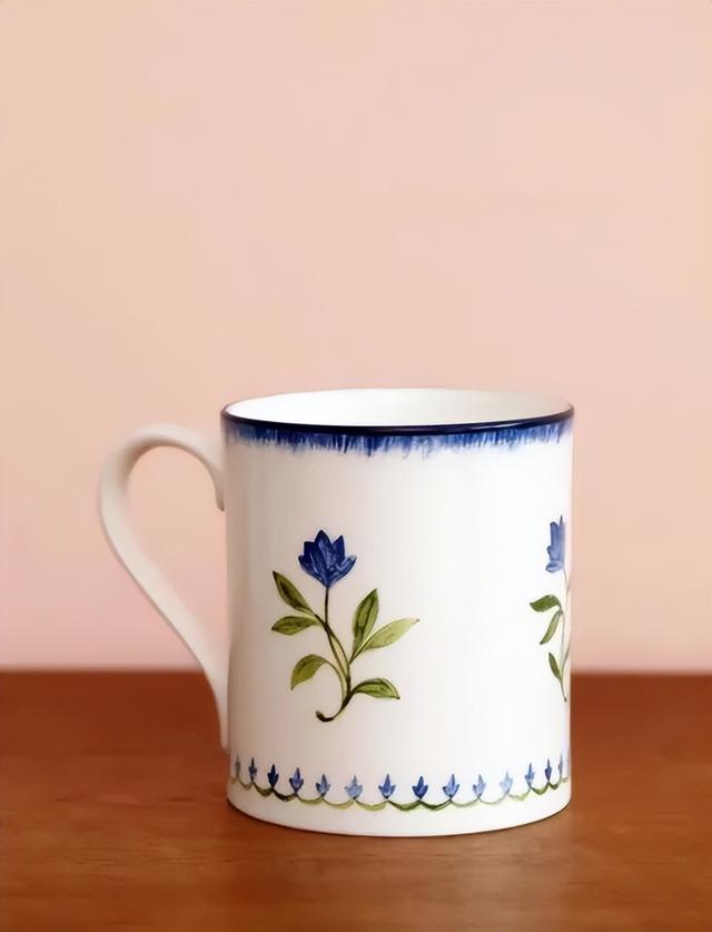 凯特、戴妃同款手镯，英国王室都爱的瓷器，情人节送礼大气有格调