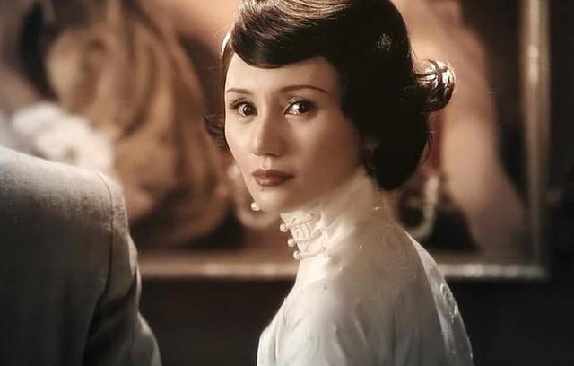 10位穿旗袍的女演员，有人天生媚骨，有人冷若冰霜，有人知性端庄