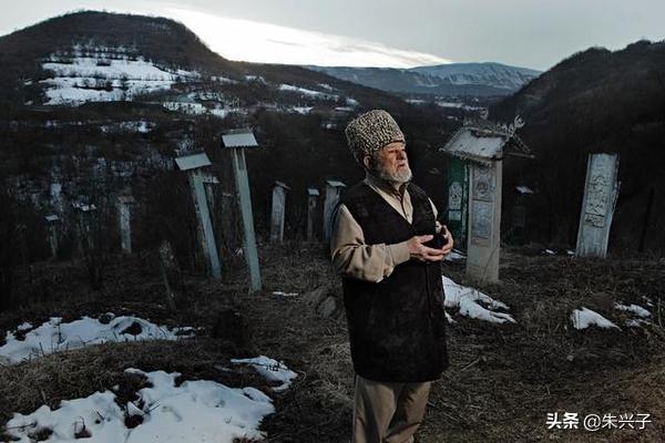 高加索的俘虏，骁勇善战的哥萨克人和车臣人