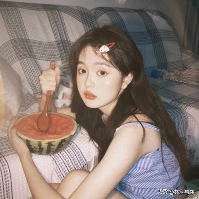 背影杀手 女生头像请签收，高级神秘温柔女头