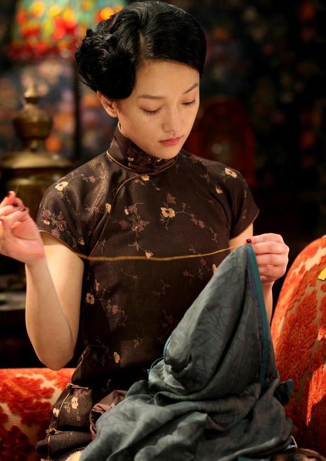 10位穿旗袍的女演员，有人天生媚骨，有人冷若冰霜，有人知性端庄