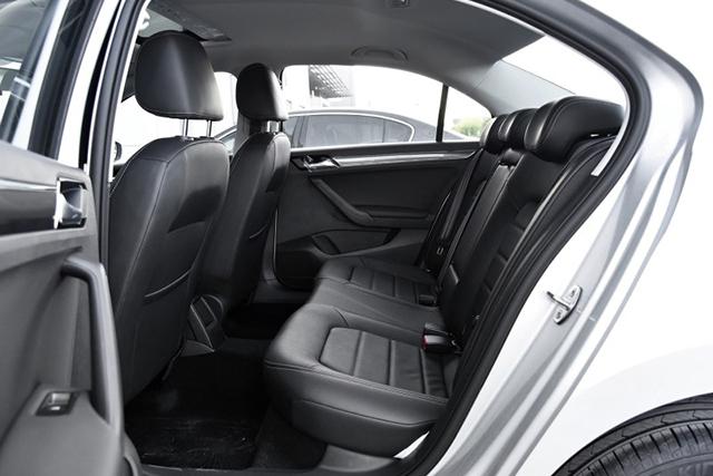 过年买车，推荐这几款8万元左右的合资品牌家轿！