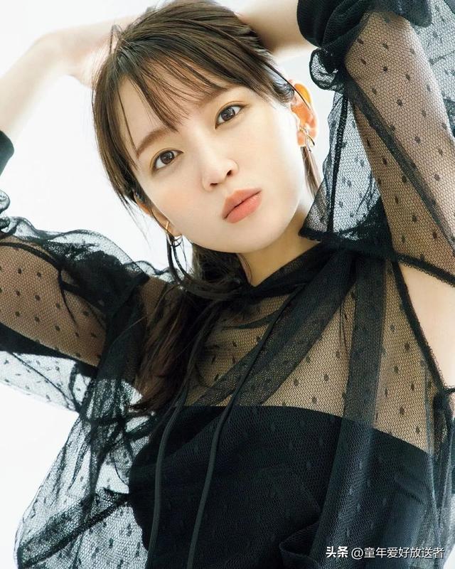 壁纸美女-最美酒窝美女吉冈里帆