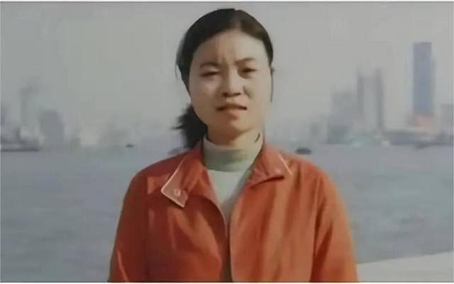 女研究生带母上学，最终宿舍自缢身亡：没有人愿意被脐带栓一辈子