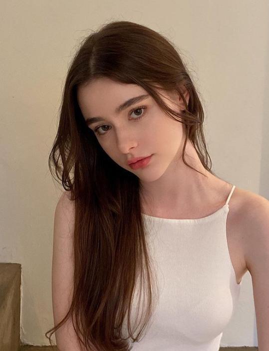 2022全球百大美女:Lisa也输了!网友眼里只看这位俄罗斯精灵美女