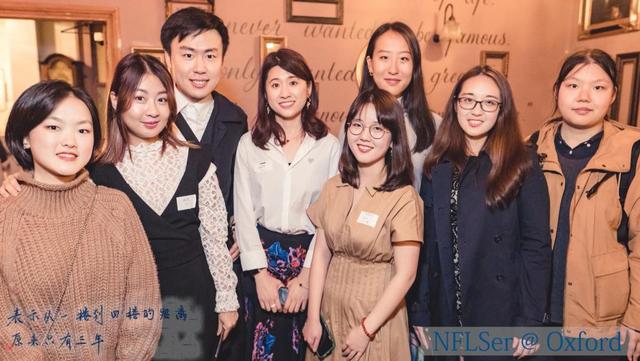 以出场方式火遍网络的潘周聃,是南京走出去的儒雅青年