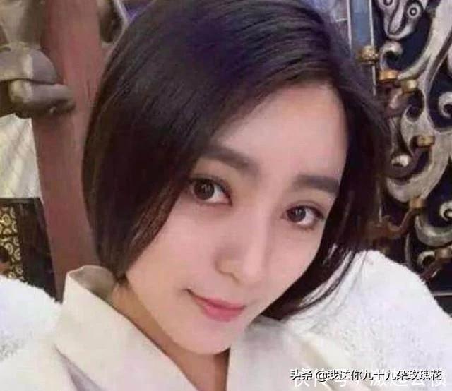 范冰冰替身王亚楠晒素颜照，网友：简直太像了！两人一样漂亮