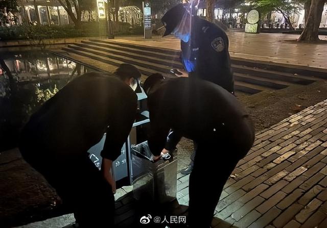 谢谢你们！白血病女孩丢药急哭，他们深夜翻垃圾桶帮找回