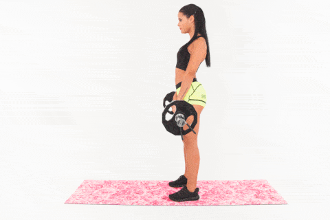 前凸后翘，性感身材，带你了解混血美女维琪·贾斯蒂兹的健身故事