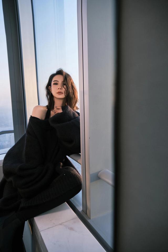 八位美女写真,风姿绰约小天仙,惊鸿一瞥清流溪,有你喜欢的吗?