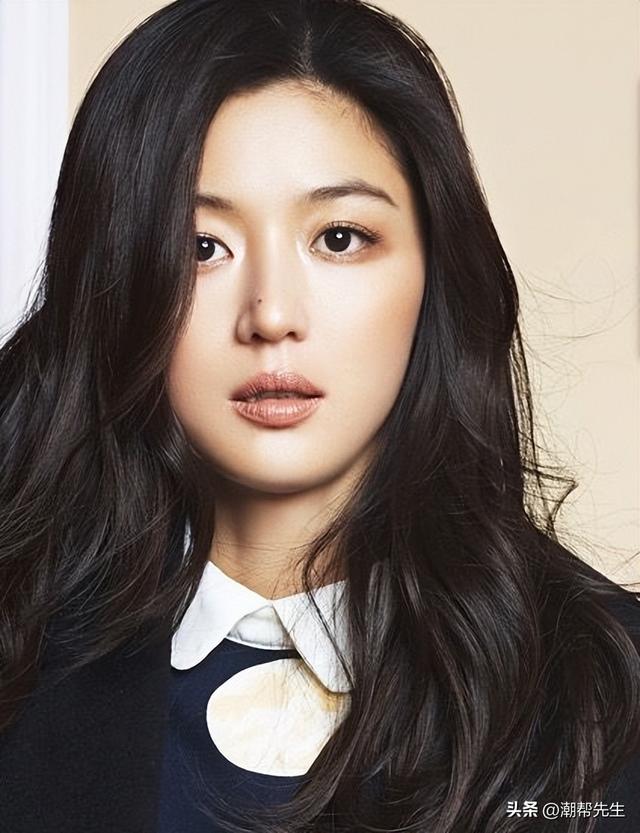 脸上这4处是真正的“美人痣”，别轻易点掉，有高级感还更添风情