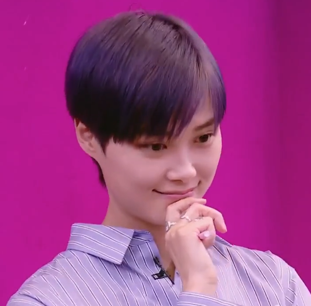 被揩油的十多位女星：有人被侵犯还要道歉，有人当场扇耳光还击