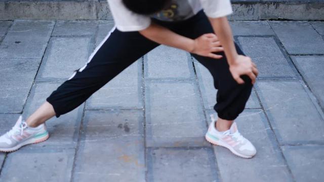 女性朋友注意,到了50岁之后,若想减肥,建议从4个方面入手