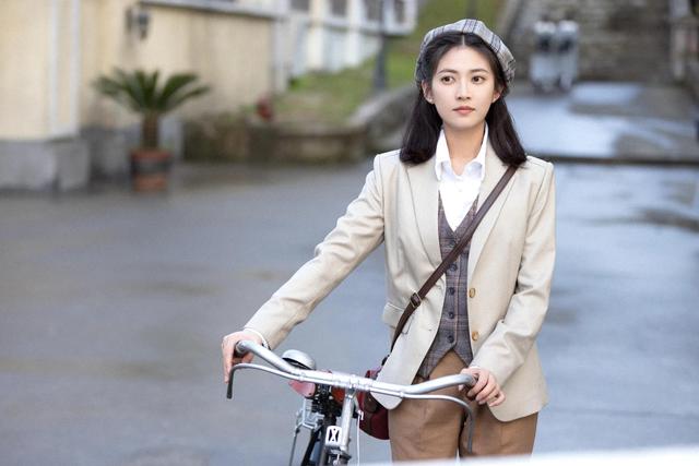 薄冰中三大美女特工,保卫局第一大美人的顾曼丽是怎样的结局?