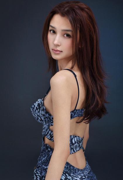 盘点王思聪那些年的网红女友们,看完后身体又虚了!