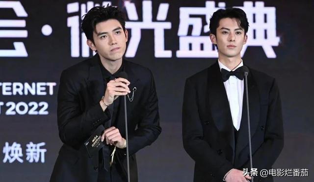 红毯夜，张天爱白裙惊艳，杨颖若隐若现，殷桃压轴女王范十足