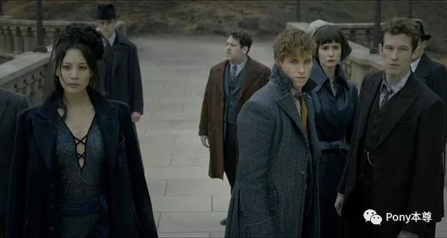 《神奇动物2》的美女蛇惊艳，金秀贤被赞“活神仙”