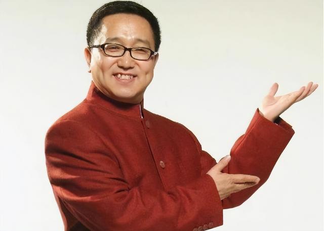 演员句号：再婚娶小11岁妻子，让丧子的岳父母不再流泪