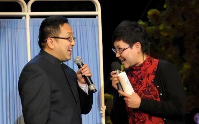 演员句号：再婚娶小11岁妻子，让丧子的岳父母不再流泪