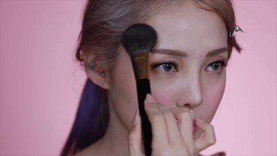 《神奇动物2》的美女蛇惊艳，金秀贤被赞“活神仙”