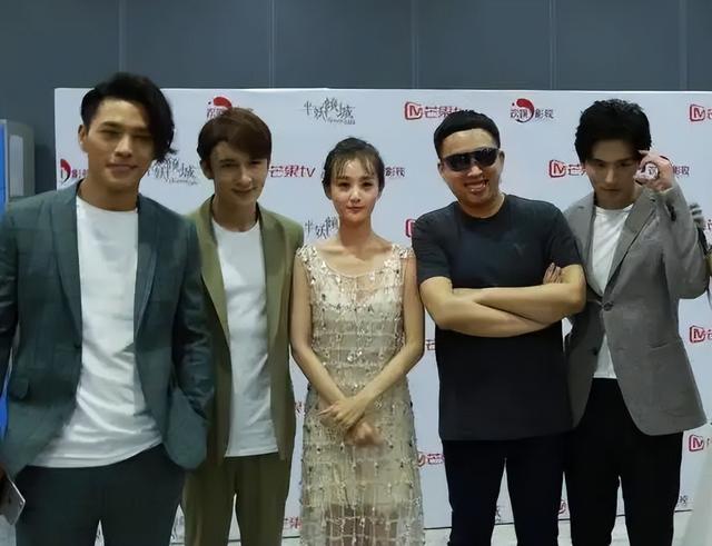 整容、耍大牌、自甘堕落成网红，8位“正女郎”近况差距好大