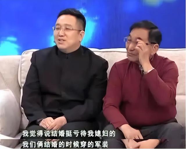 演员句号：再婚娶小11岁妻子，让丧子的岳父母不再流泪